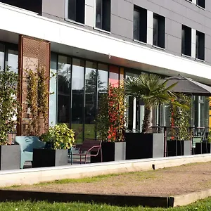 https://ibis-gonesse-hotel.fr-paris.fr