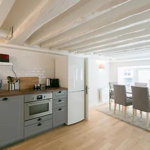  Appartement Lafayette Private France