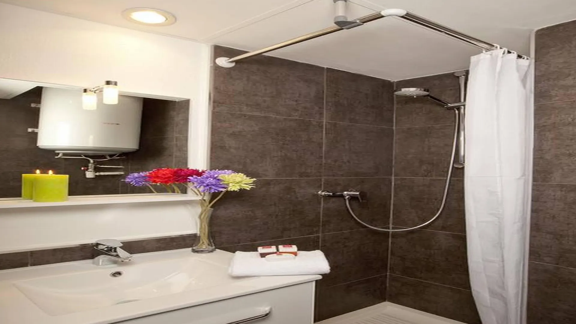 **  Sejours & Affaires Grenoble Marie Curie Apart otel Fransa