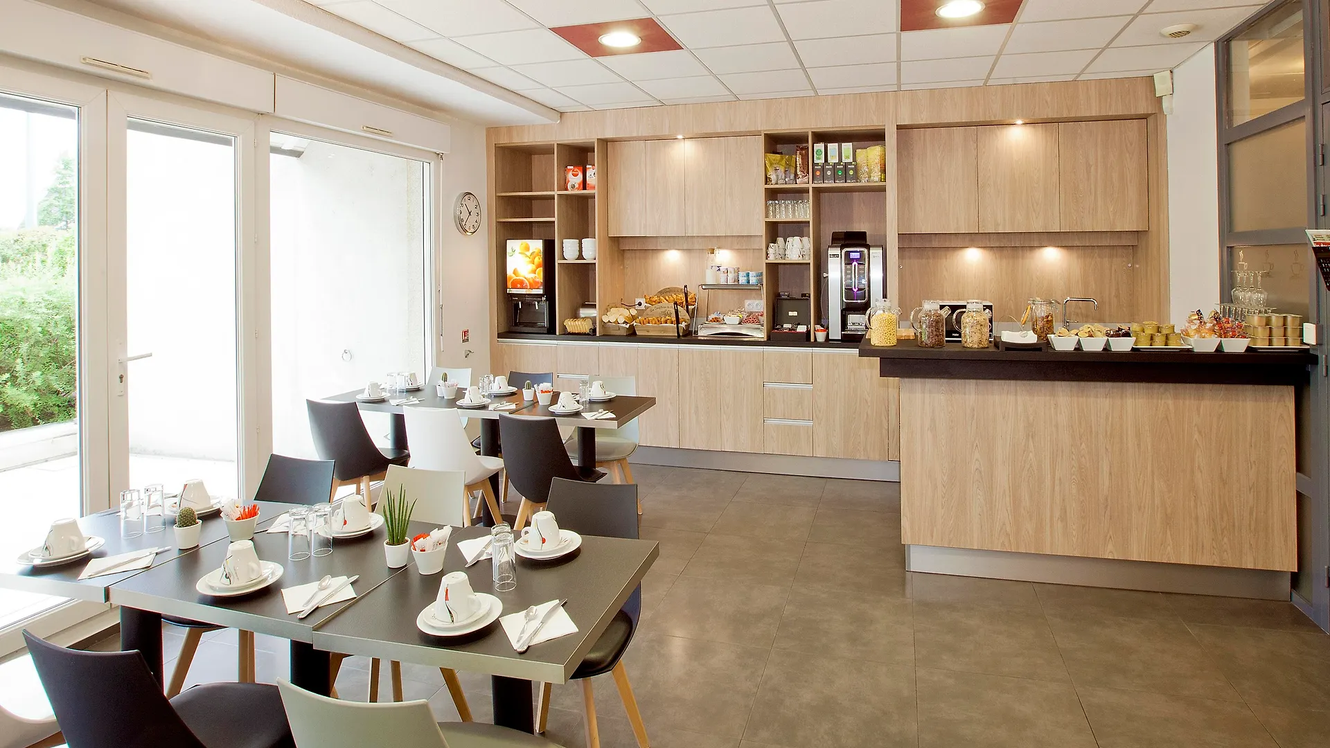 Sejours & Affaires Grenoble Marie Curie Apart otel
