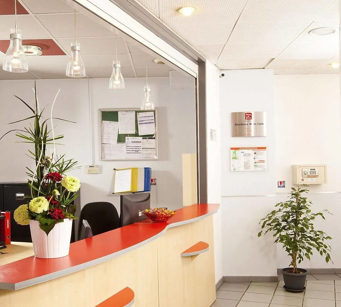 Sejours & Affaires Grenoble Marie Curie Apart otel