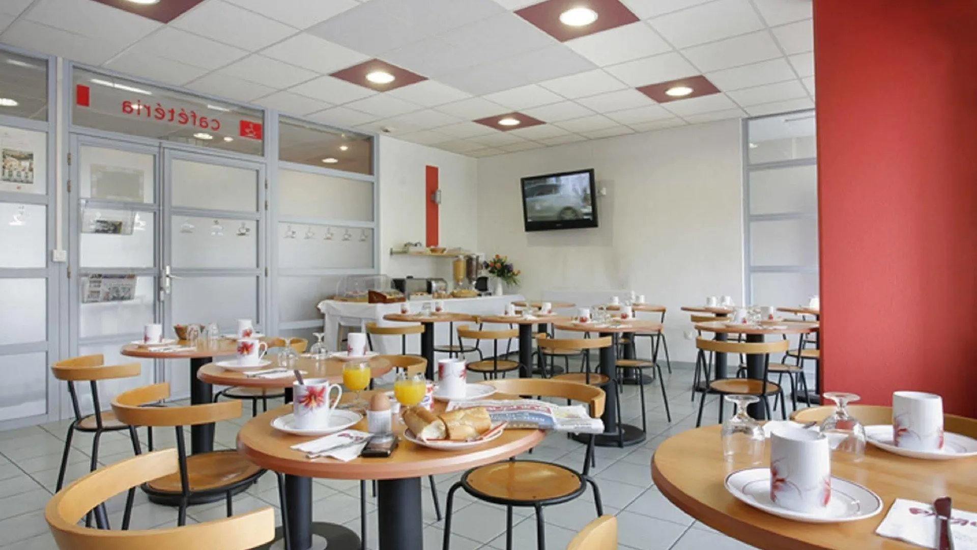 Sejours & Affaires Grenoble Marie Curie Apart otel 2*,  Fransa